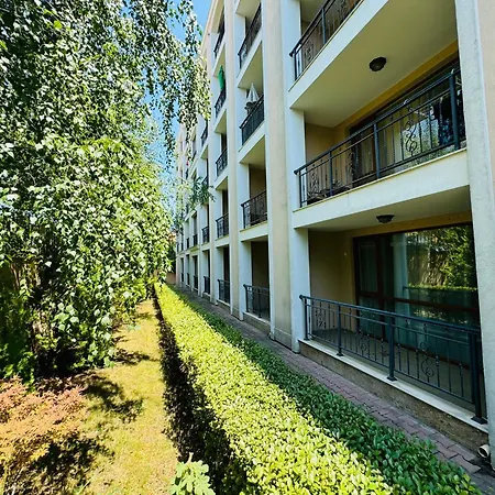 Astoria Ii 24 One Bedroom Lägenhet