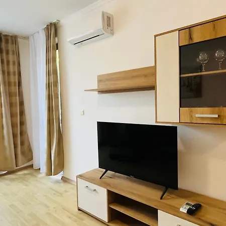 Astoria Ii 24 One Bedroom * אלניטה