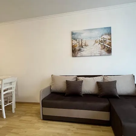 Astoria Ii 24 One Bedroom