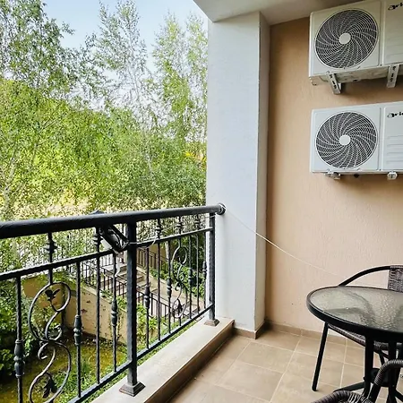 Astoria Ii 24 One Bedroom אלניטה